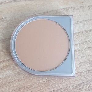 NEW Mary Kay Beige 400 Pressed Powder
